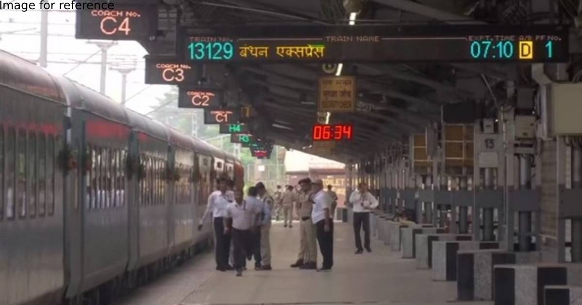 Train services between India, Bangladesh resume